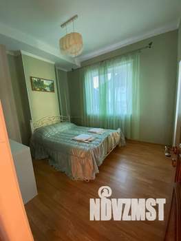 Дом 150м&sup2;, 3-этажный, посуточно, 