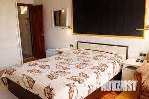 Дом 160м&sup2;, 2-этажный, посуточно, 