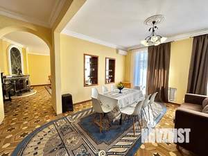 Дом 250м², 2-этажный, посуточно, 