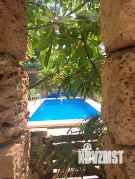 Дом 80м&sup2;, 3-этажный, посуточно, 