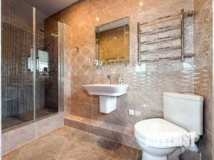 Дом 200м², 3-этажный, посуточно, 