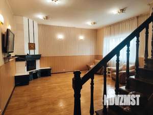 Дом 300м², 3-этажный, посуточно, 