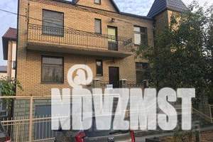 Дом 200м², 2-этажный, посуточно, 