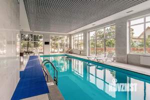 Коттедж 300м², 2-этажный, на длительный срок, 