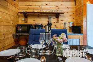 Дом 55м&sup2;, 2-этажный, посуточно, 