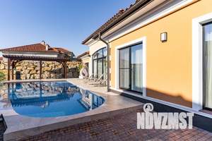 Коттедж 175м&sup2;, 1-этажный, на длительный срок, 