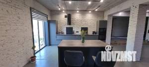 Дом 1000м², 3-этажный, посуточно, 