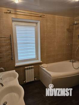 Таунхаус 220м&sup2;, 3-этажный, на длительный срок, 