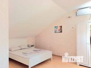 Дом 250м², 2-этажный, на длительный срок, 