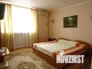 Дом 200м&sup2;, 2-этажный, посуточно, 