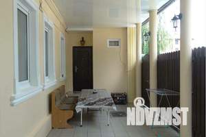 Дом 60м&sup2;, 2-этажный, посуточно, 