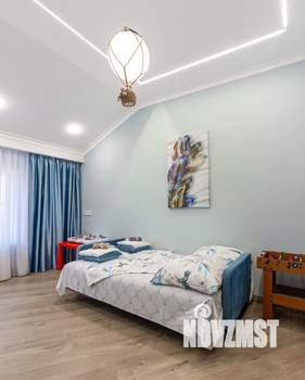 Коттедж 300м², 2-этажный, на длительный срок, 