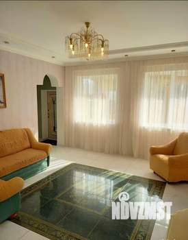 Дом 250м&sup2;, 3-этажный, посуточно, 