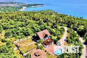 Дом 250м&sup2;, 2-этажный, посуточно, 