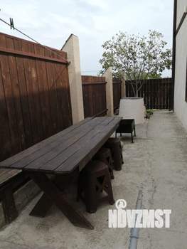 Дом 423м&sup2;, 3-этажный, посуточно, 