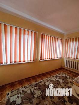 Дом 180м&sup2;, 2-этажный, на длительный срок, 