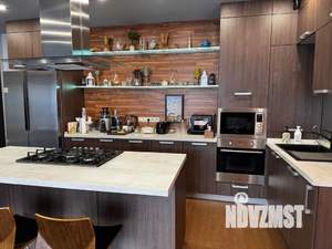 Дом 50м&sup2;, 3-этажный, посуточно, 