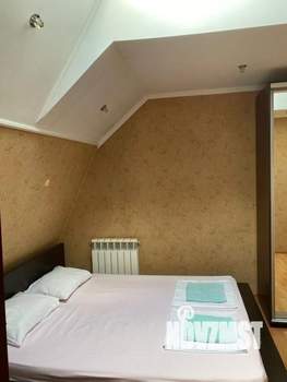 Дом 200м&sup2;, 2-этажный, на длительный срок, 