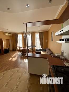 Дом 80м&sup2;, 3-этажный, посуточно, 