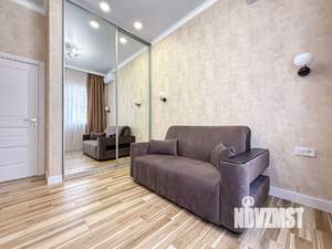 Дом 200м&sup2;, 2-этажный, посуточно, 