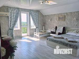Дом 320м², 3-этажный, на длительный срок, 