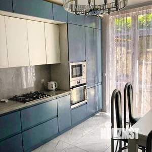 Дом 140м², 3-этажный, посуточно, 