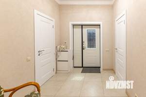 Коттедж 219м², 2-этажный, на длительный срок, 
