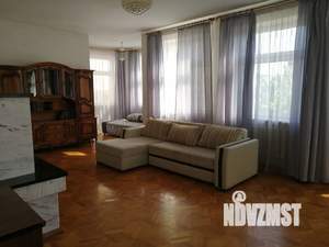 Дом 200м&sup2;, 2-этажный, посуточно, 