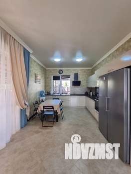 Дом 150м&sup2;, 2-этажный, посуточно, 