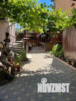 Дом 40м&sup2;, 2-этажный, посуточно, 