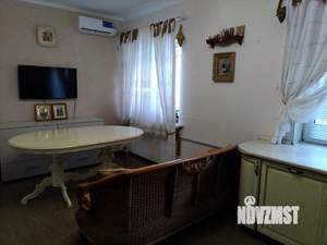 Дом 410м², 3-этажный, на длительный срок, 