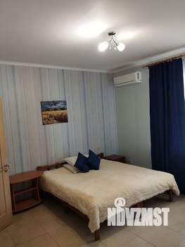 Дом 200м&sup2;, 2-этажный, посуточно, 