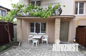 Дом 130м&sup2;, 2-этажный, посуточно, 