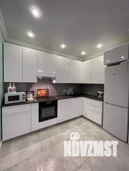 Дом 130м&sup2;, 3-этажный, посуточно, 