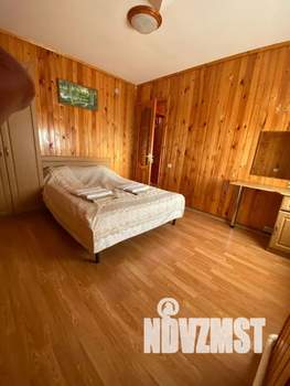 Дом 150м&sup2;, 3-этажный, посуточно, 