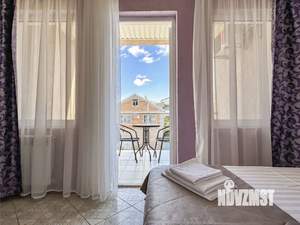 Дом 350м&sup2;, 2-этажный, на длительный срок, 