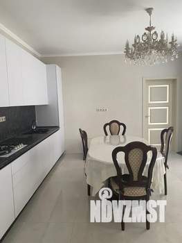 Дом 60м², 2-этажный, посуточно, 