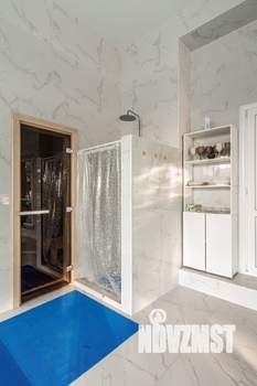 Коттедж 300м&sup2;, 2-этажный, на длительный срок, 