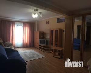 Таунхаус 140м², 2-этажный, на длительный срок, 