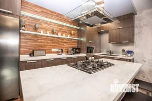 Дом 150м&sup2;, 3-этажный, посуточно, 