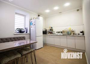 Дом 140м&sup2;, 2-этажный, посуточно, 