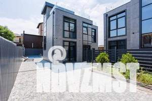 Дом 236м&sup2;, 2-этажный, посуточно, 