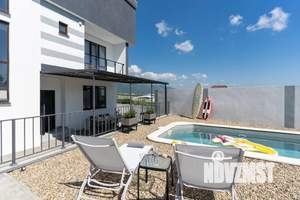 Дом 140м&sup2;, 2-этажный, посуточно, 