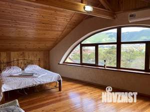 Дом 45м&sup2;, 4-этажный, посуточно, 