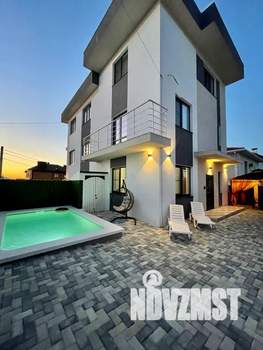 Дом 110м&sup2;, 3-этажный, посуточно, 