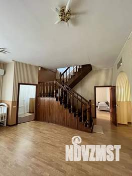 Дом 300м², 3-этажный, посуточно, 