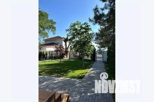 Дом 360м&sup2;, 2-этажный, посуточно, 