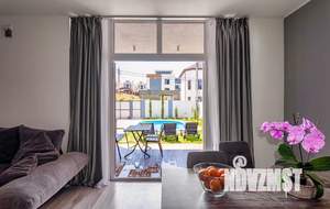 Дом 160м&sup2;, 2-этажный, посуточно, 