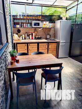 Дом 65м&sup2;, 2-этажный, посуточно, 