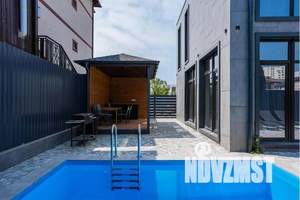 Дом 236м&sup2;, 2-этажный, посуточно, 